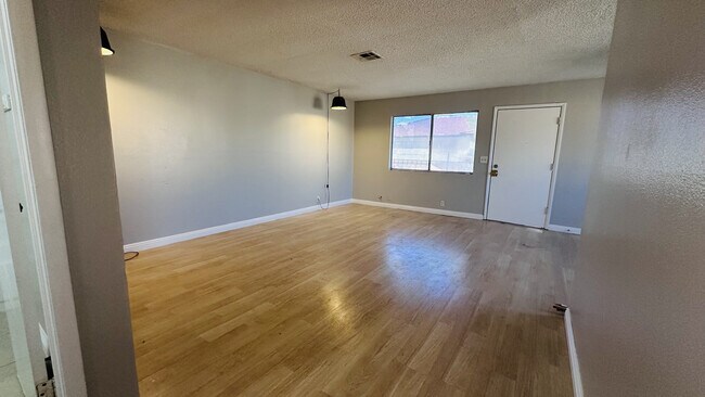 Foto del edificio - 5282 S Maryland Pky