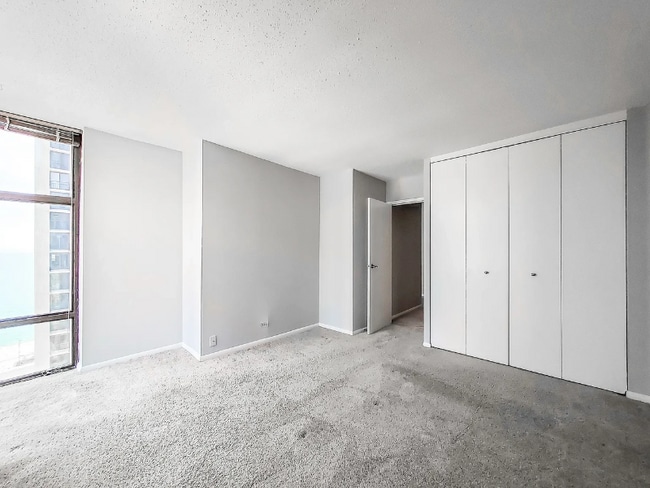 Building Photo - 1220 N Stone St