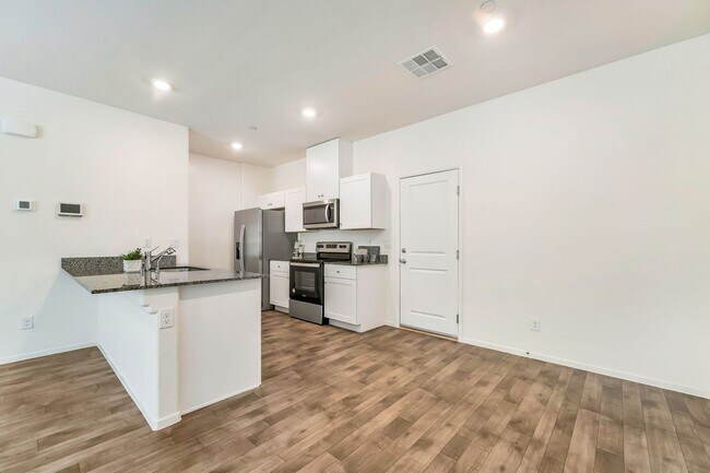 Foto del edificio - Luxury Living at a breathtaking property nestled in the vibrant city of Las Vegas!