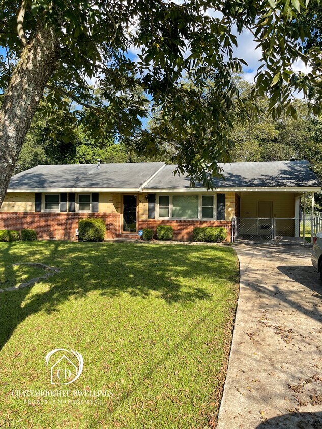 Foto principal - 526 Englewood Dr