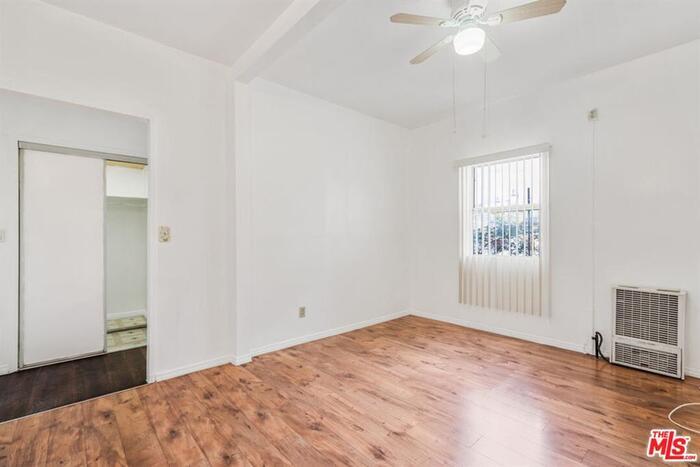 Foto principal - 110 S Soto St