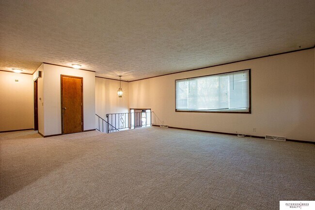 Building Photo - 4937 S 99th St