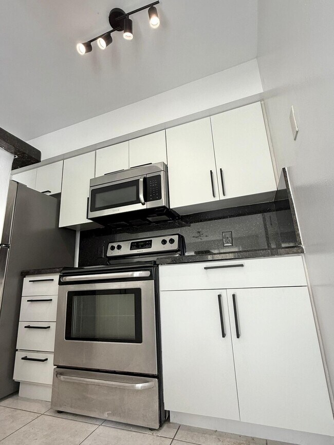 Foto del edificio - 530 S Park Rd