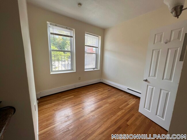 Building Photo - 49 S Huntington Ave