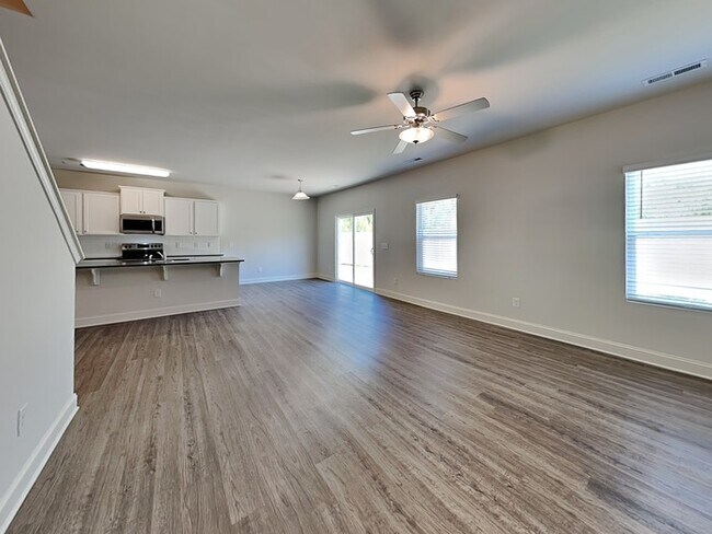 Foto del edificio - 3809 Sapphire Ridge Ct