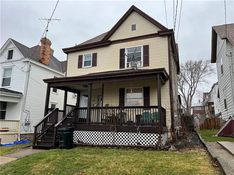 425 Hallam Ave, Washington, PA 15301 Room for Rent in Washington, PA