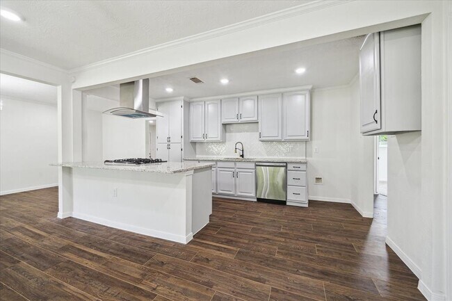 Foto del edificio - 3910 Englewood St