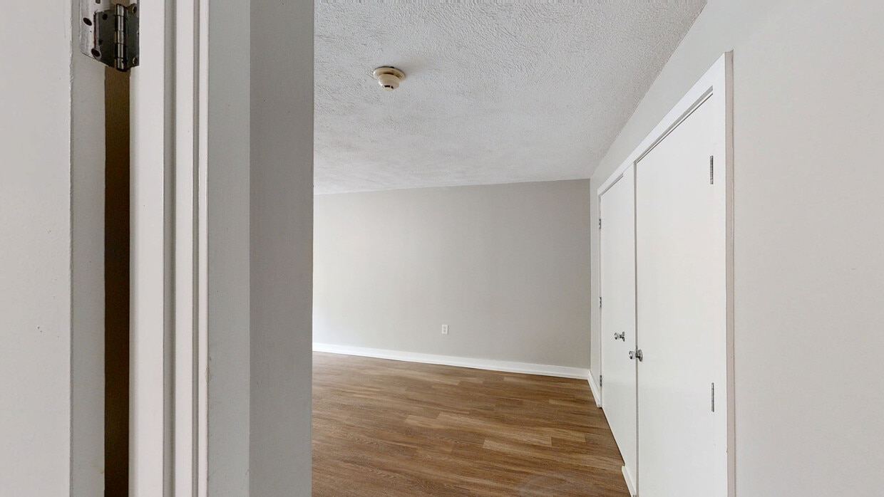 Photo - Charles Landing Apartments