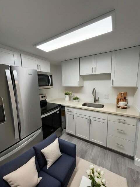 Building Photo - 125 Westbury Cir