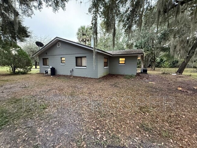 Building Photo - 2201 Granada Blvd