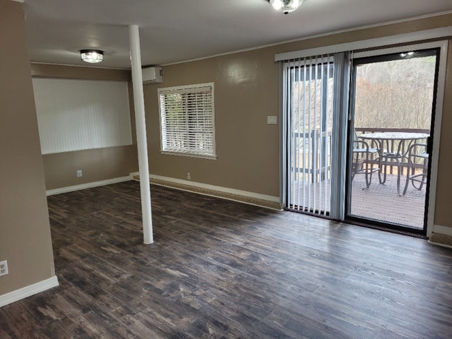 Foto del edificio - 967 Smoketree Dr