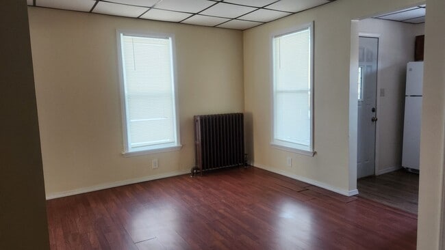 Building Photo - 1818 N 6th Ave