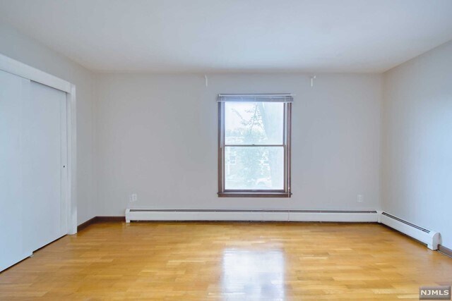 Foto del edificio - 44 Newcomb Rd