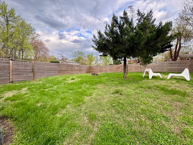 Foto del edificio - 510 Moat Way