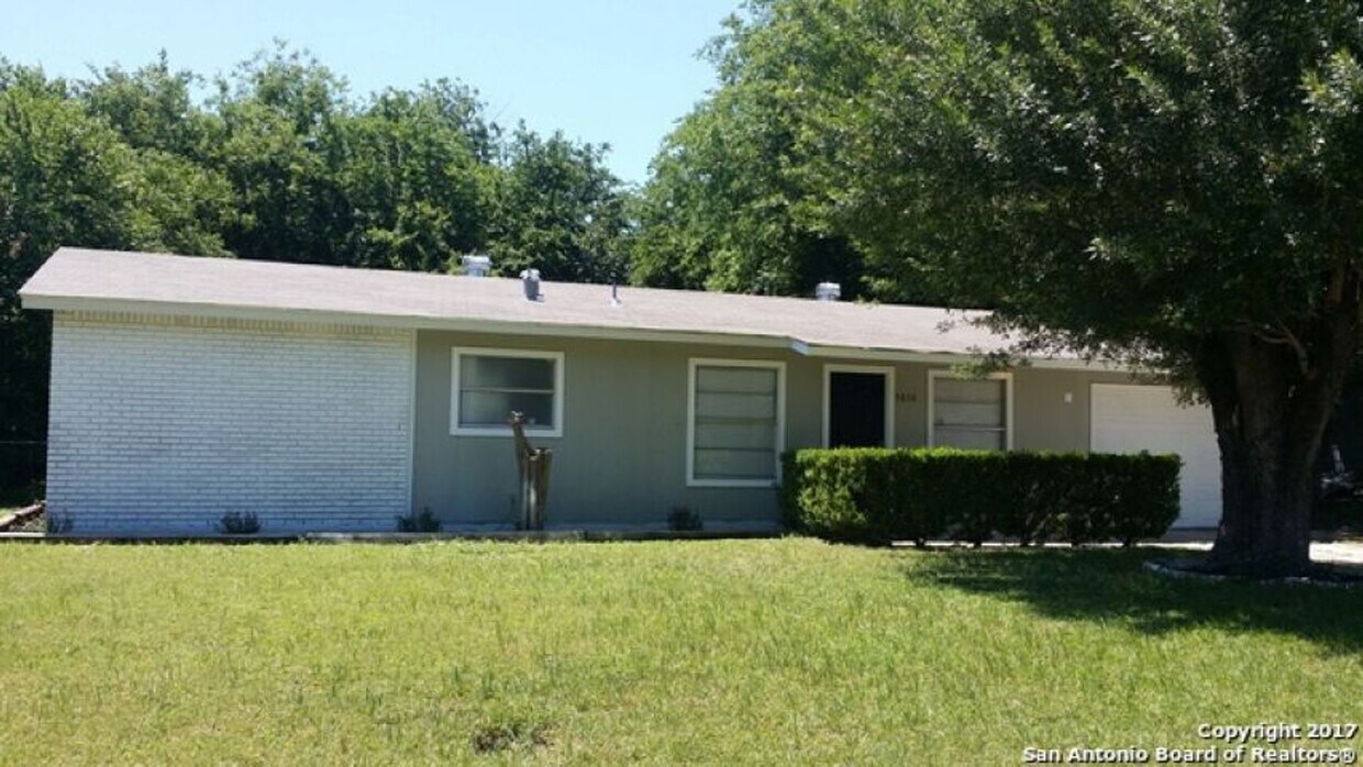 Primary Photo - Welcome to 5810 Timberrock!