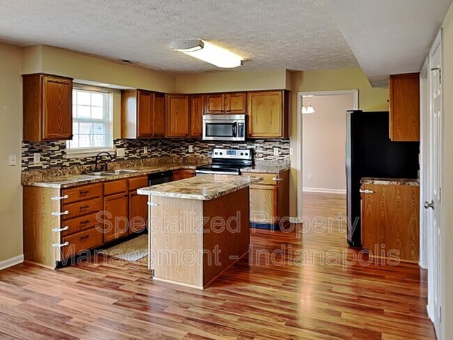 Building Photo - 11121 Oakspring Ct