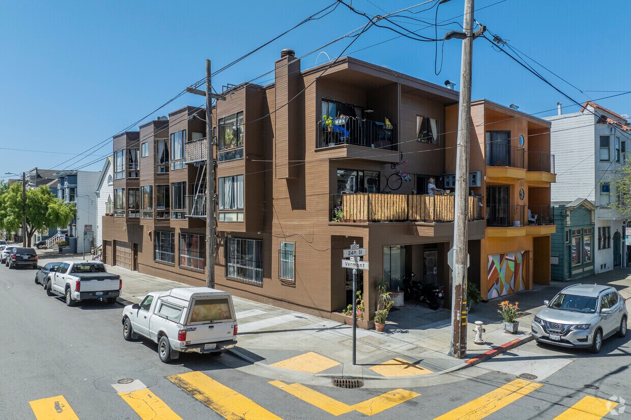 Primary - 2401 24th St