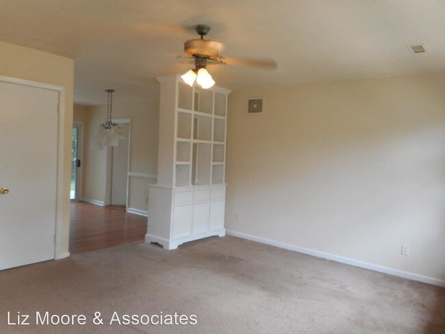 Building Photo - 4 br, 1.5 bath House - 9 Southwind Drive