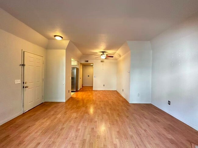 Foto del edificio - 2 BEDROOM HOME FOR LEASING IN Diamond Bar