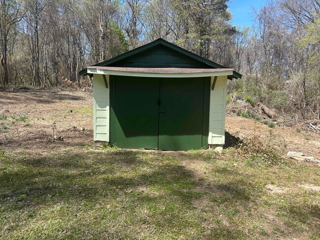 Foto del edificio - 2645 Fairburn Rd SW