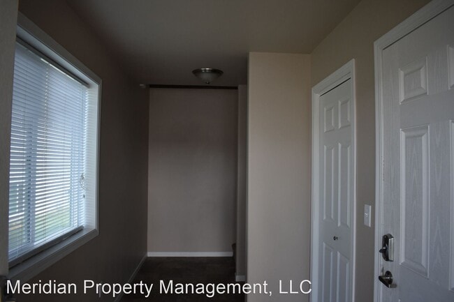 Building Photo - 3 br, 3 bath House - 1341 12th St W