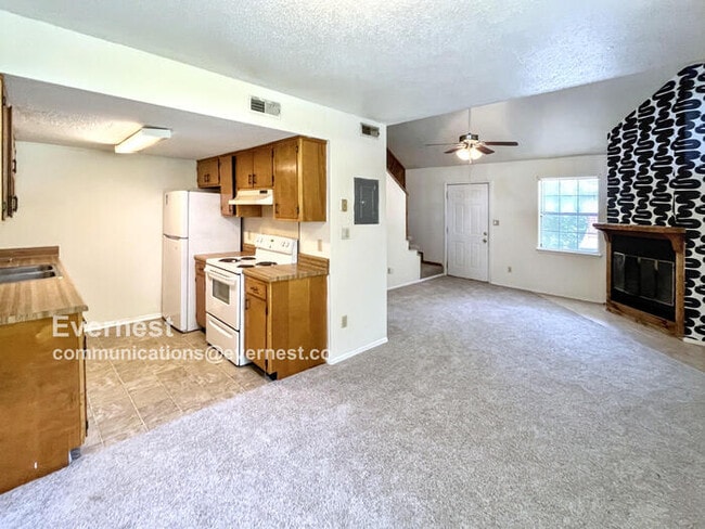 Building Photo - 3614 Glendon Dr