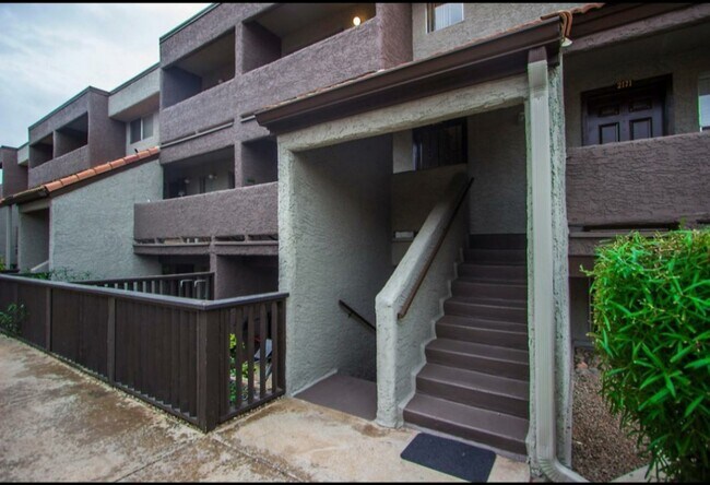 Foto del edificio - 1645 W Baseline Rd