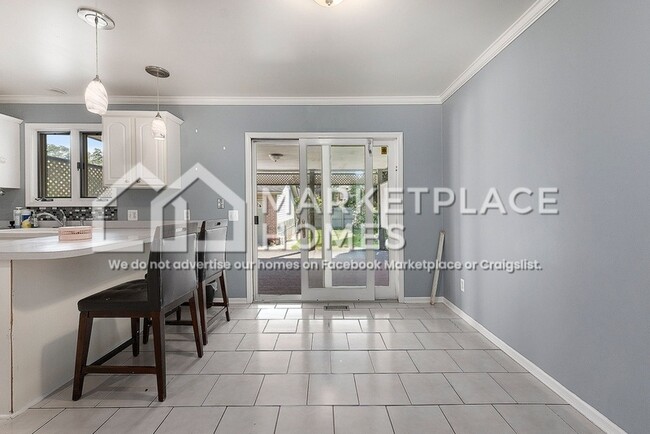 Foto del edificio - 8334 McKinley