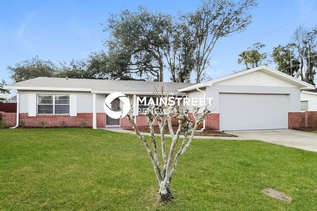 3 Bedroom Pet-Friendly Home in Port Orange, FL with Main Street Renewal - 3 Bedroom Pet-Friendly Home in Port Orange, FL with Main Street Renewal