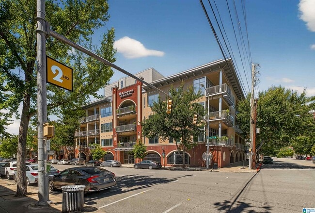 Building Photo - 2222 2nd Ave N