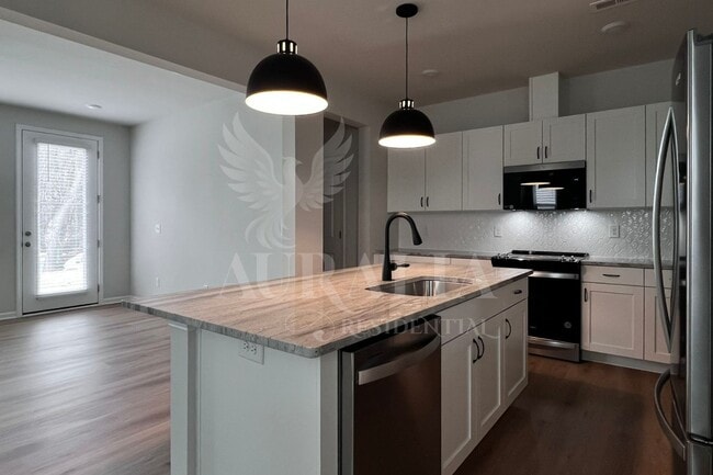 Building Photo - 183 Anise Ln