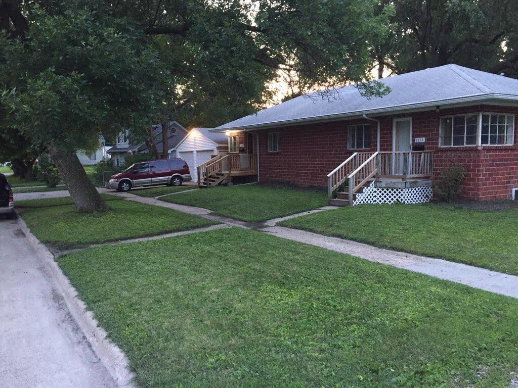 Primary Photo - M Avenue West