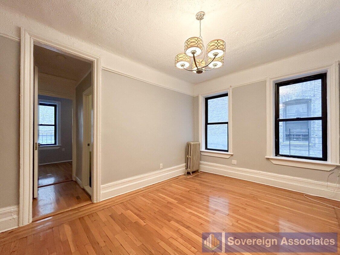 Primary Photo - 54 Vermilyea Ave