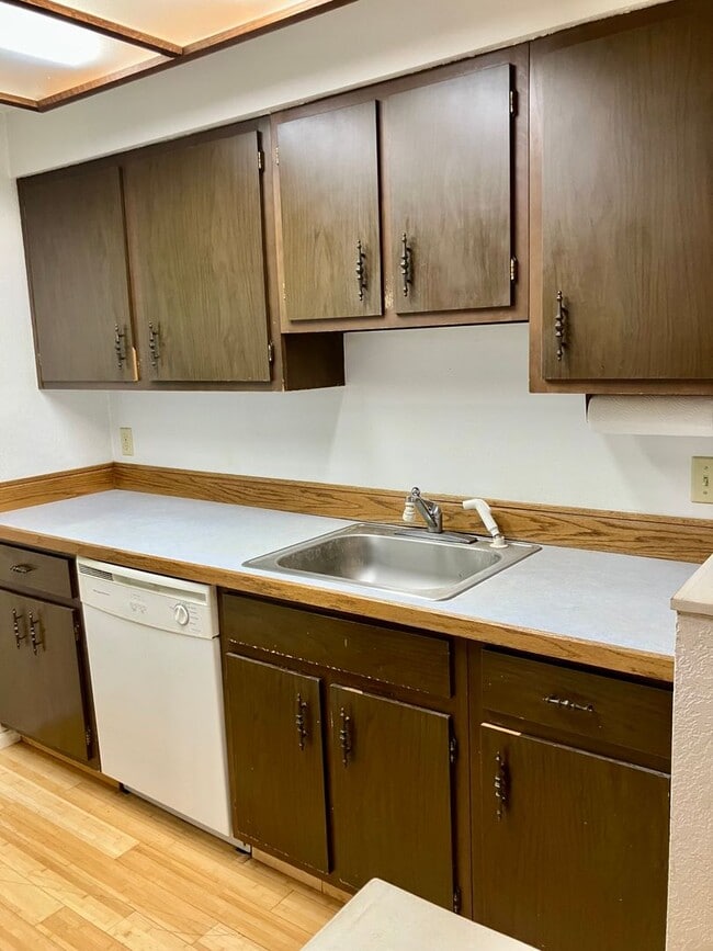 Building Photo - Spacious 2-Bed, 1.5-Bath Home with Firepla...