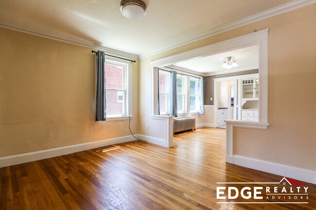Foto del edificio - 86 Colborne Rd