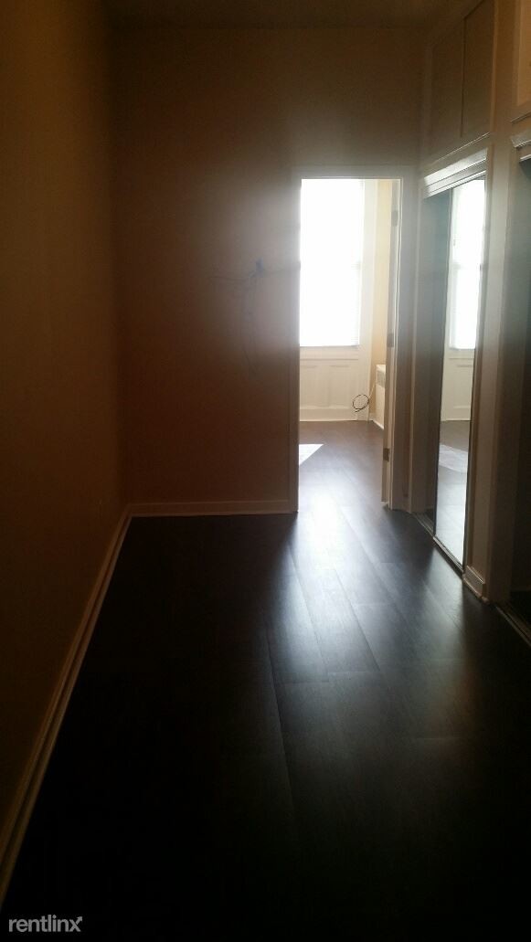 Building Photo - 1 br, 1 bath Apartment - 6715 Forest Ave 1L
