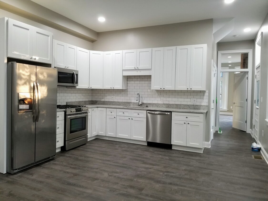 Foto principal - 1331 Park Ave