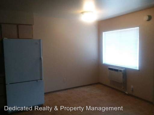 Primary Photo - 1214 Garfield Ave