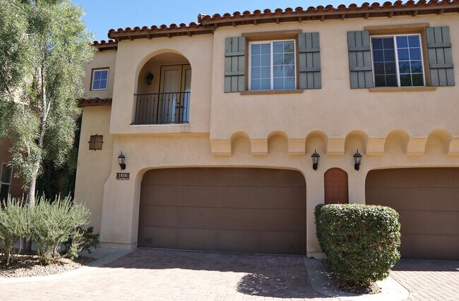 Building Photo - 1816 Pintura Cir W