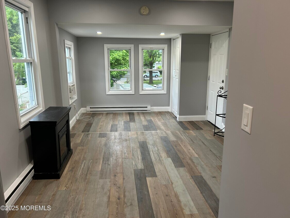 Foto principal - 1225 7th Ave