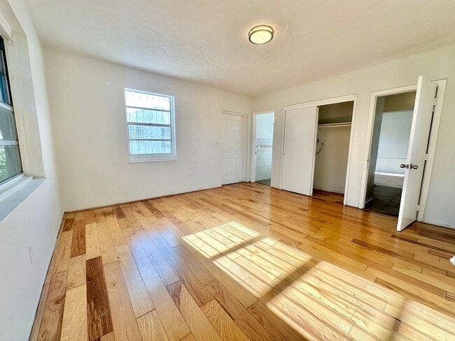 Foto del edificio - 7655 NW 3rd Ave