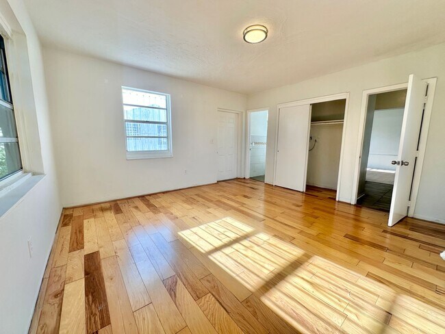 Building Photo - 7655 NW 3rd Ave