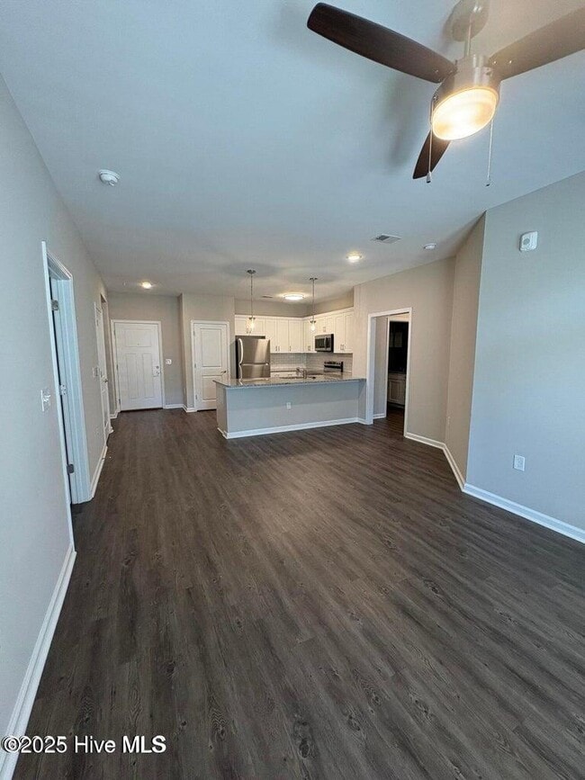 Building Photo - 5614 Lucas Ct