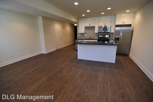 Foto del edificio - 4741 N Beacon St