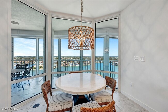 Foto del edificio - 3971 Gulf Shore Blvd N