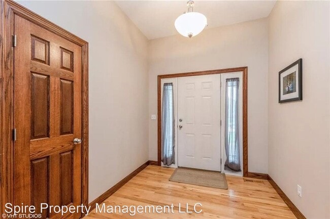 Building Photo - 4 br, 3 bath House - 850 Hemlock Court