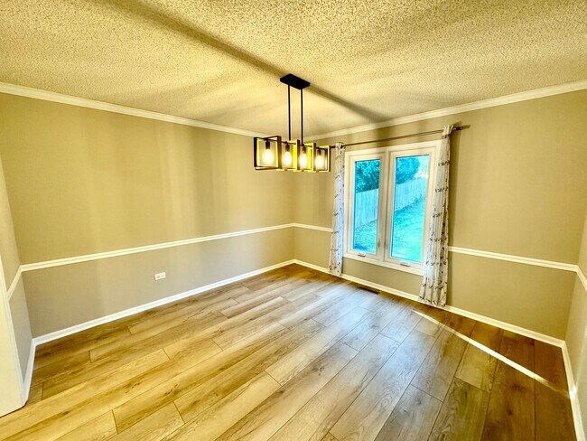 Foto del edificio - 1398 E Gartner Rd