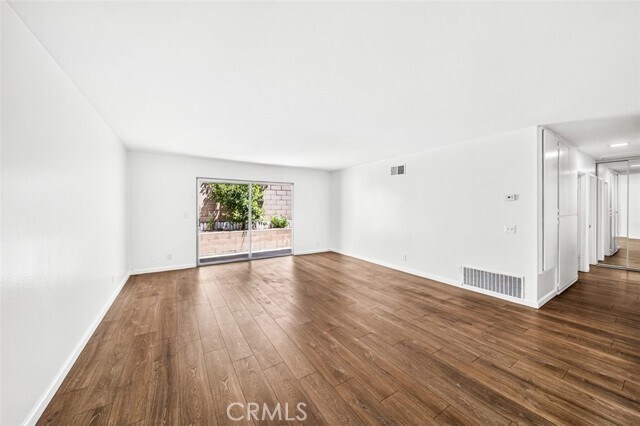 Foto del edificio - 901 N Citrus Dr