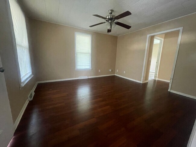 Foto del edificio - 2056 N Fremont Ave