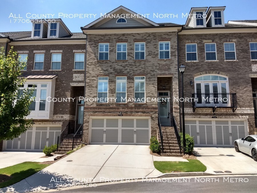 Foto principal - 1054 Township Square